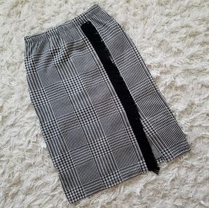 Lennie for Nina Leonard houndstooth pencil skirt fringe detail pull on